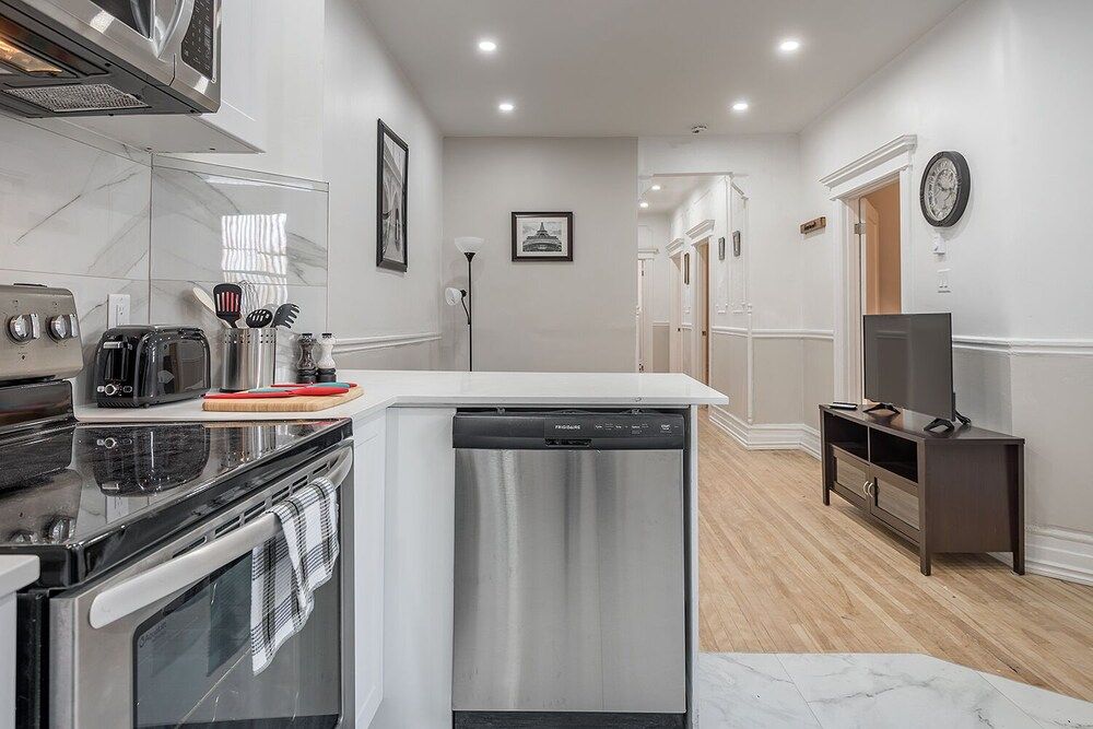 undefined 5225 rue Saint-urbain 5