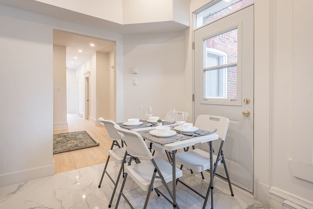 undefined BRIGHT COZY 4Bed in the Heart of MileEnd 6