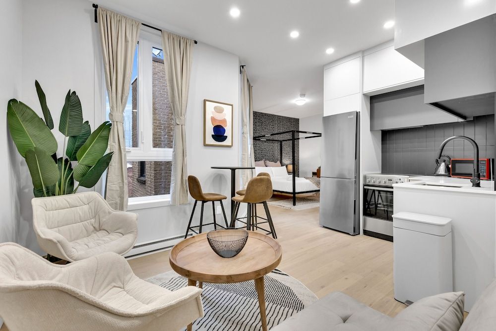 undefined Deluxe Suites Downtown Montreal 3