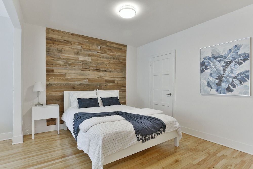 undefined Lovely 1BR - 5mins from Laurier Metro 3