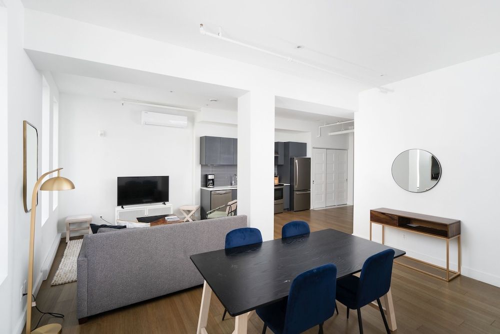 undefined Bakan - Palais des Congres 9