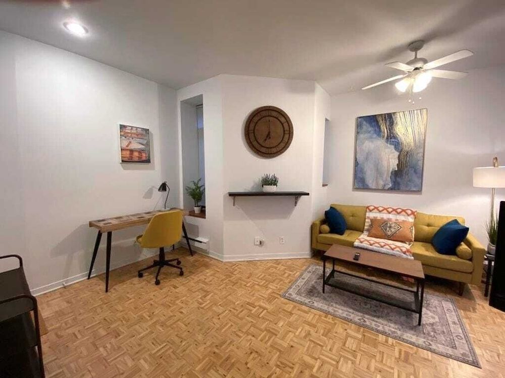 undefined RS Suites - Plateau Mont-Royal 9