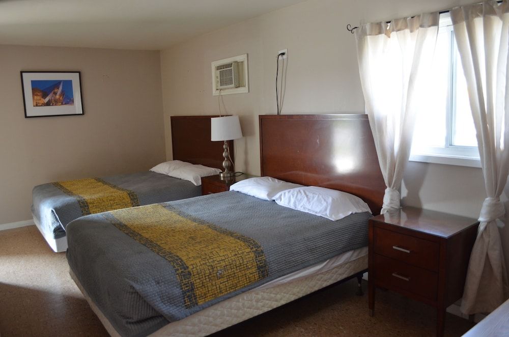 Studio 1 Motel Family Apartment 2