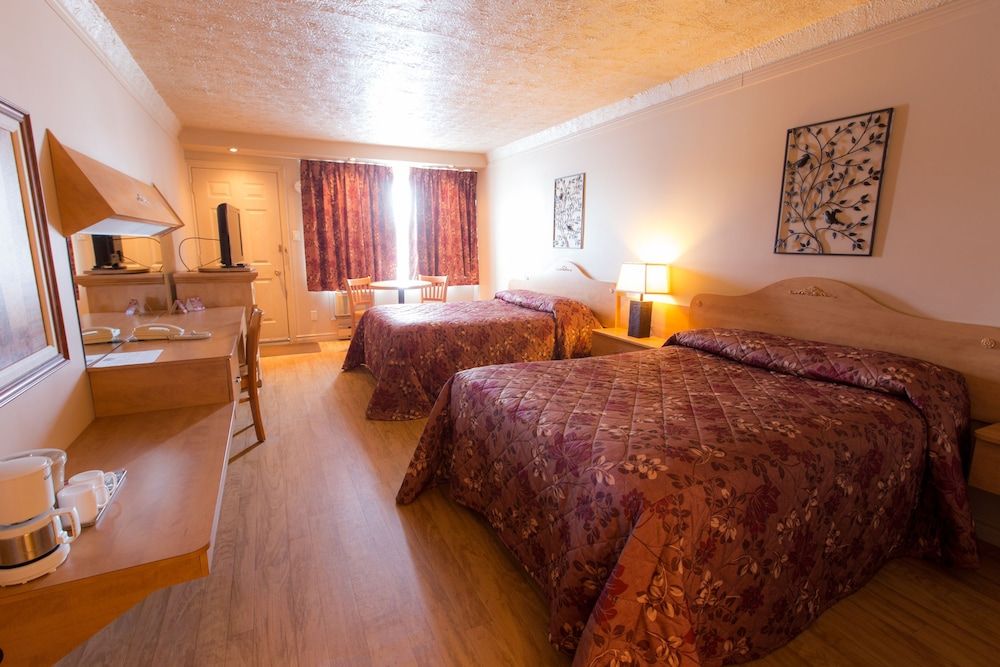 Room, 2 Double Beds, Non Smoking