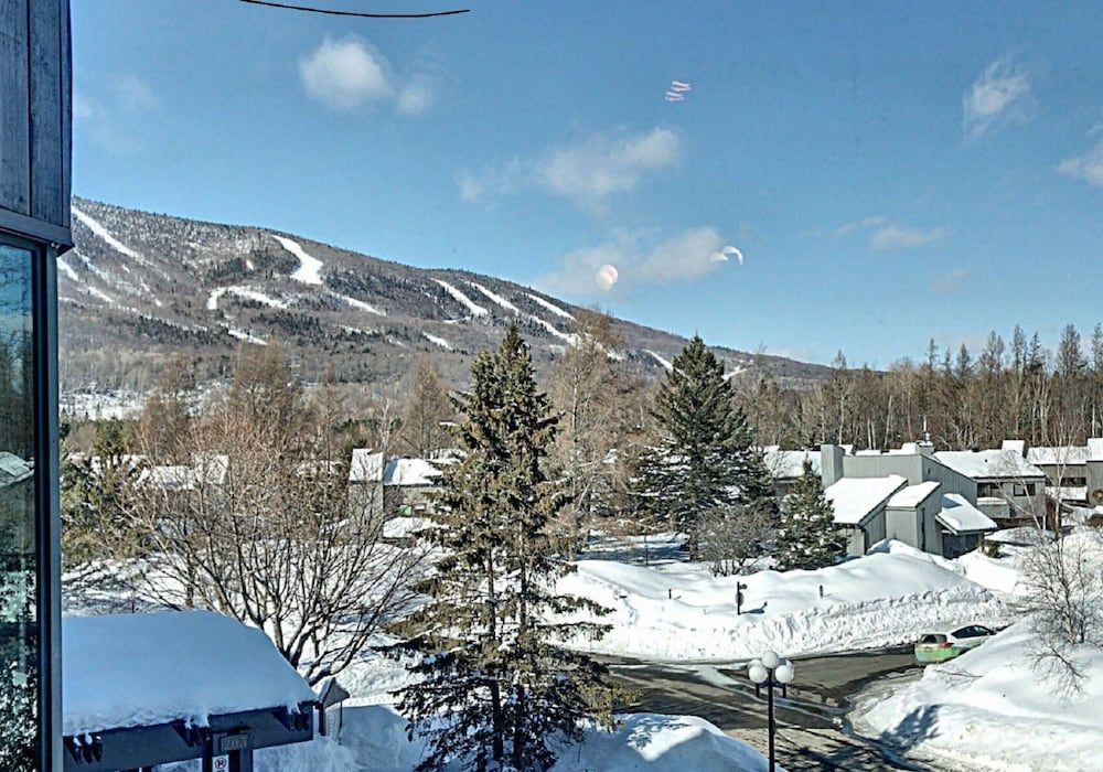 Panoramic Studio (Studio Mont Sainte-Anne, 2007)