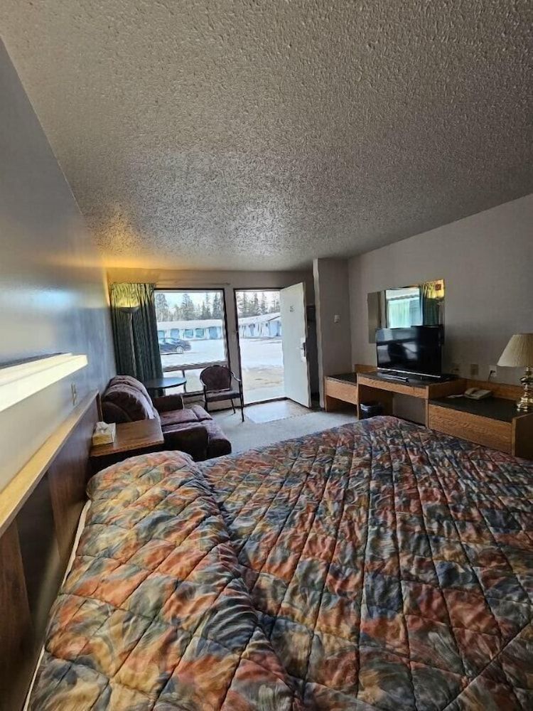 Howard Johnson by Wyndham Edson Room, 1 Queen Bed, Non Smoking 2
