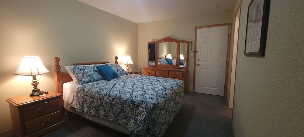 Newcastle Country Inn