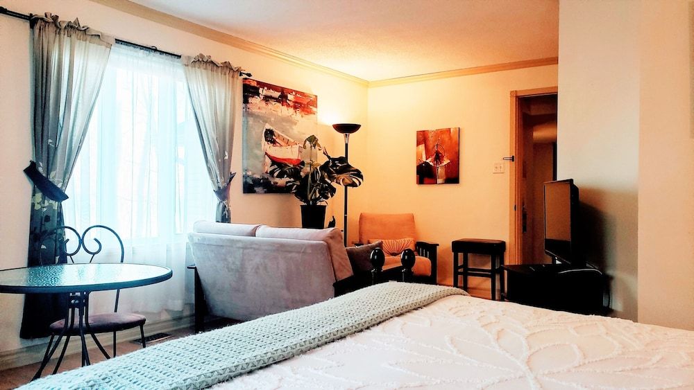 Montego Presidential Suite with River View