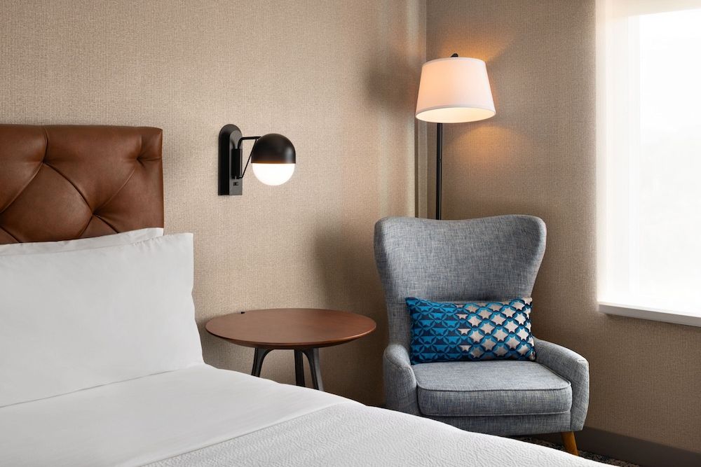 Room, 1 King Bed, Non Smoking, City View