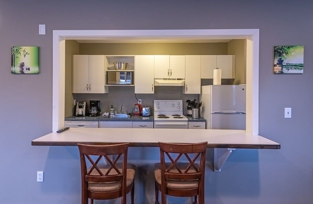 Banff Boundary Lodge-Mountain View Condo