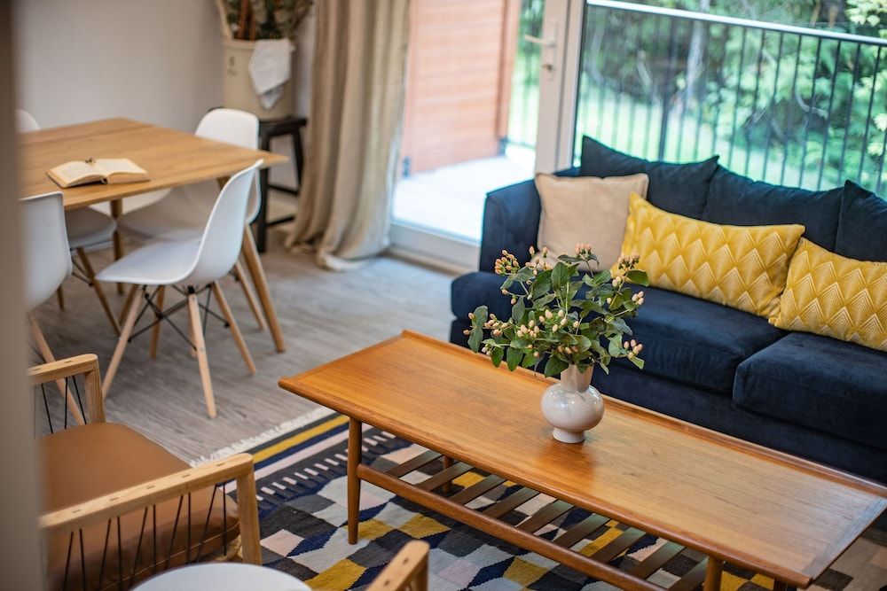 Revelation Retreat by Revelstoke Vacations Revelation Retreat Townhouse-Private Hot Tub and Lower-Level Rec Room 16