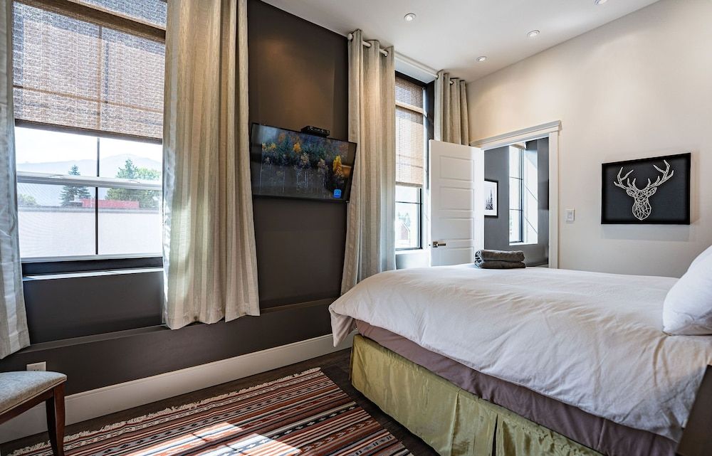 undefined In the Heart of it All by Revelstoke Vacations 10