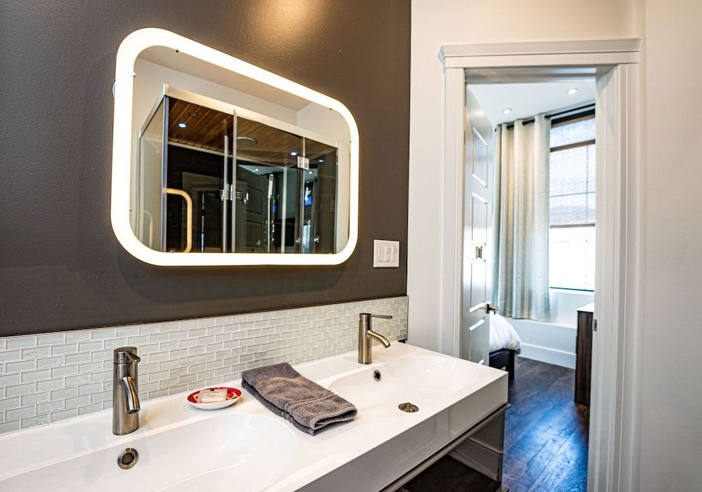 In the Heart of it All by Revelstoke Vacations Condo 6