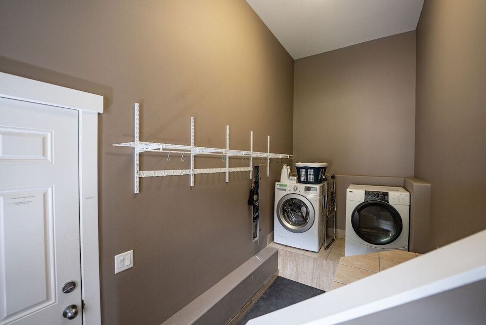 Aspen Lodge by Revelstoke Vacations Apartment 32