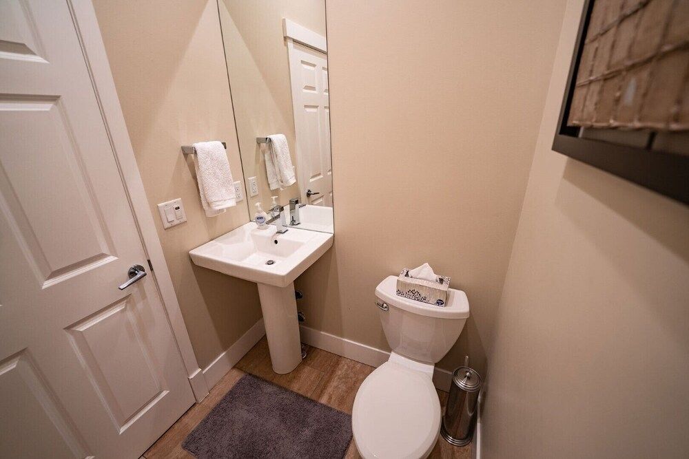 Aspen Lodge by Revelstoke Vacations Apartment 33