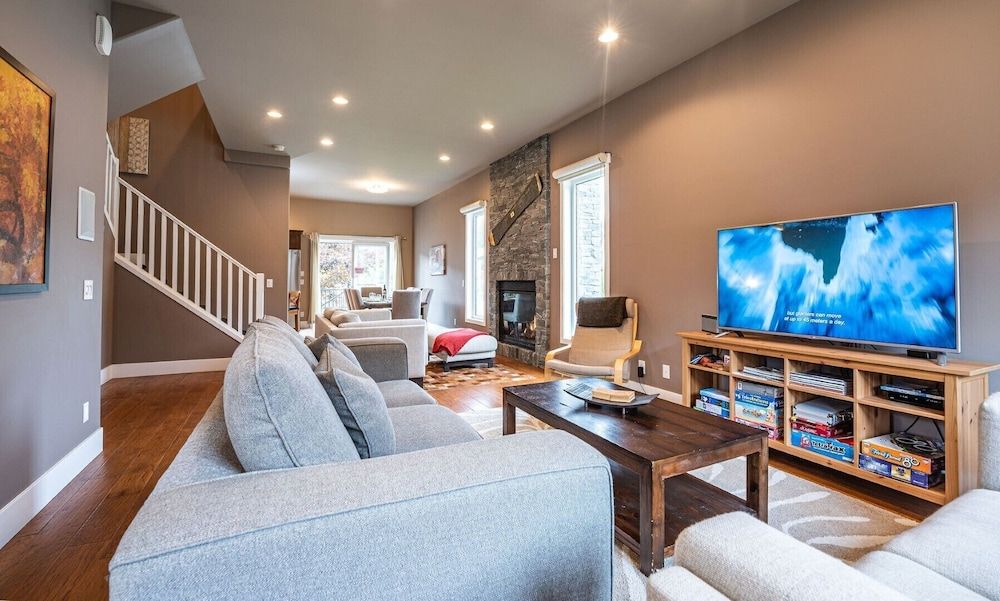 Aspen Lodge by Revelstoke Vacations Apartment 22