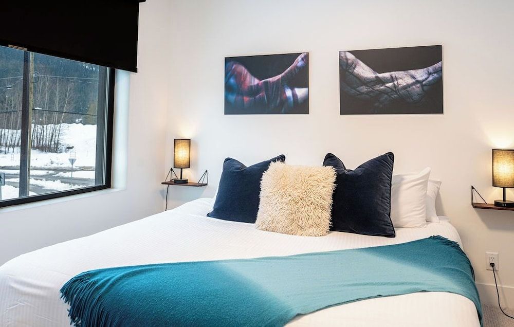 Revel in the Stoke by Revelstoke Vacations Condo 5