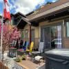 P1 - Private Hot Tub - 3 Bedroom Home - Mountain View