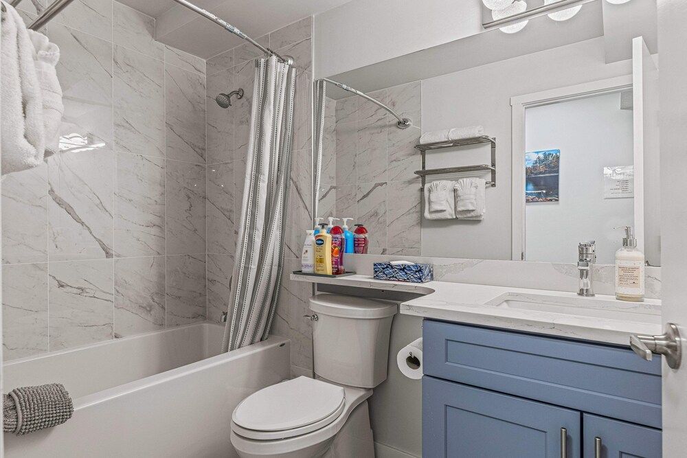 Skyline 205 Mountain View Townhouse-AC-Heated Pool-Hot Tub Family Townhome 11