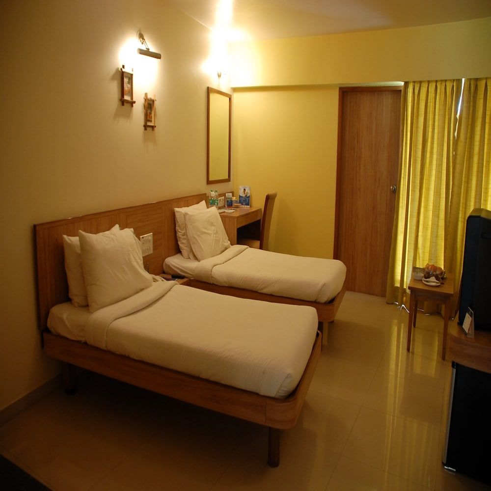 Executive Double Room, 1 Double Bed, Pool View