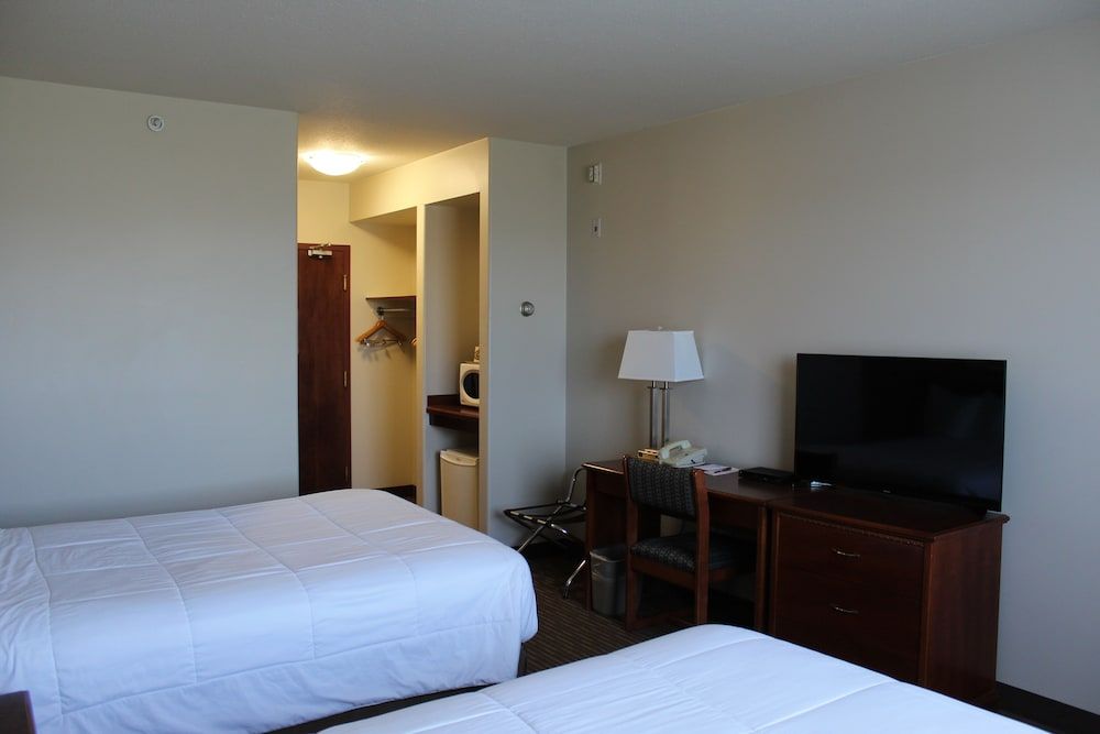 Foxwood Inn & Suites Double Room 2