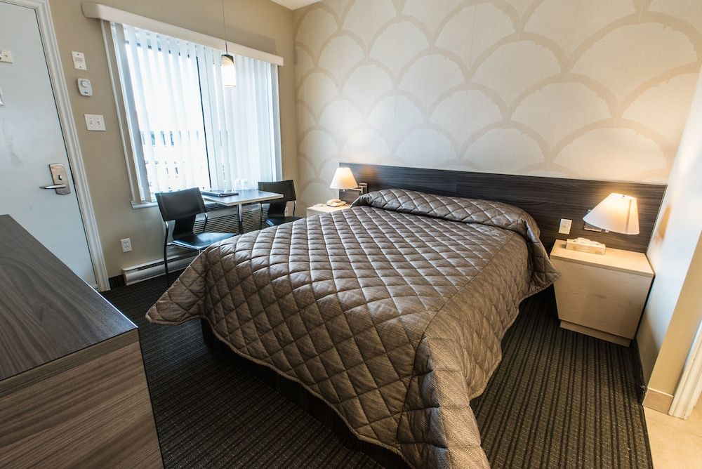 Falcon Motel Brossard Standard Room, 1 Queen Bed, Non Smoking 5