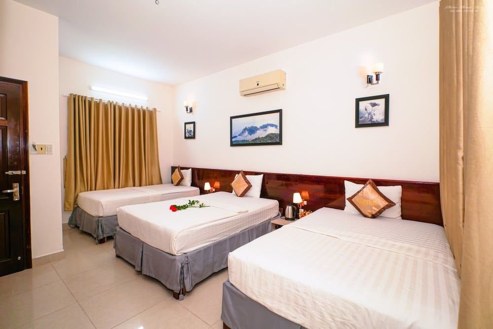 Triple Room