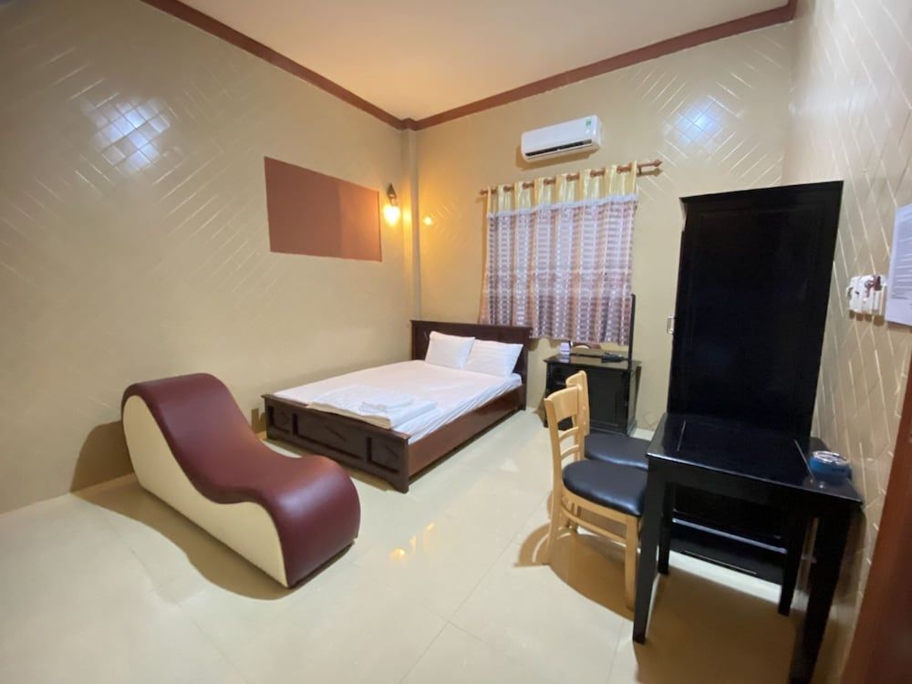 undefined Hoa Phuong Hotel 3