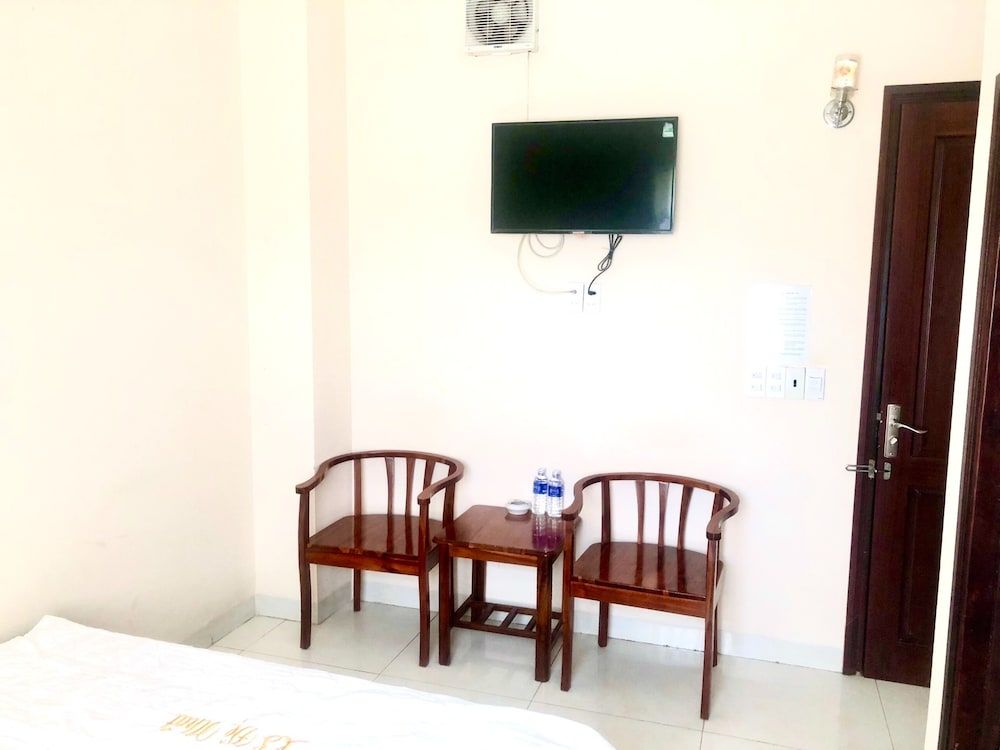 undefined De Nhat Hotel 8