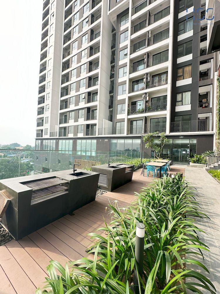 undefined The Emerald Golf View 6