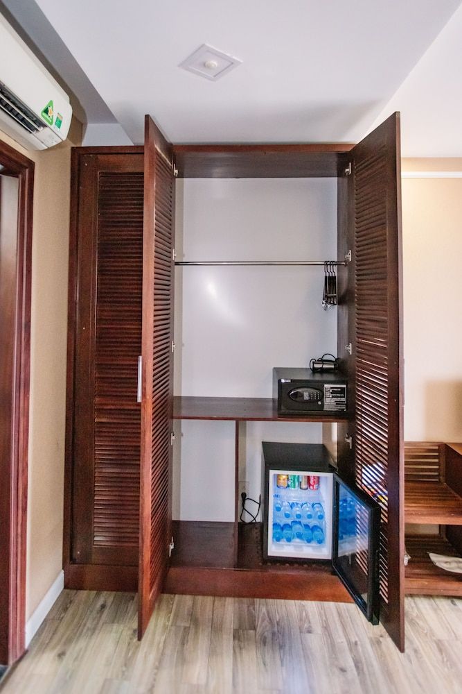 Cao Minh Hotel Lao Cai Superior Room, Multiple Beds, City View 2