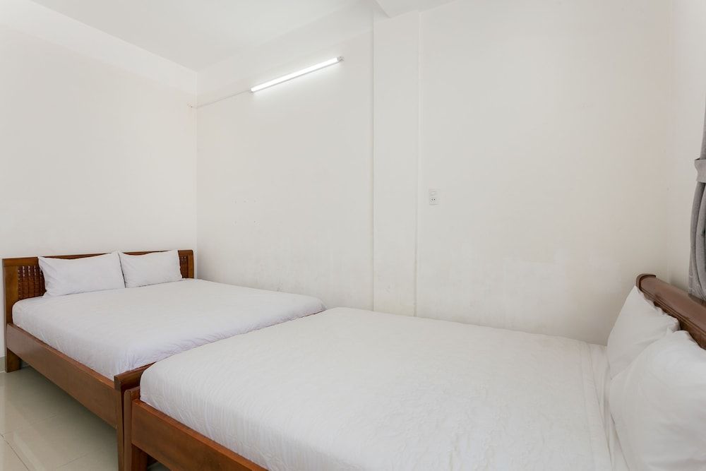 Mixed Dormitory