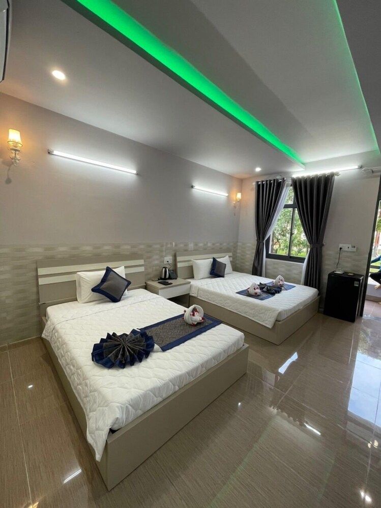 Xuan Hai Complex Basic Triple Room 2