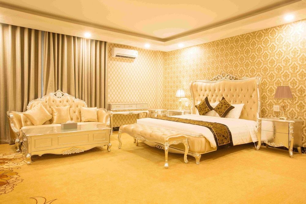 Anh Nguyet Hotel VIP Room 2