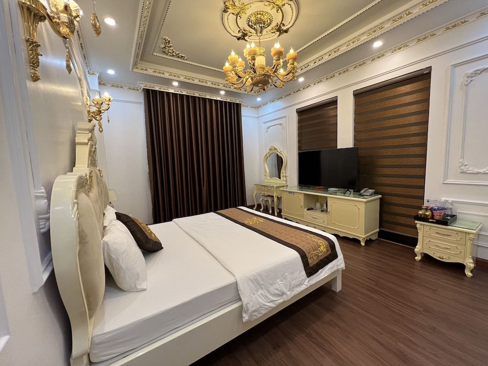 Hoa Dong Hotel Ha Nam Deluxe Double with Balcony 9