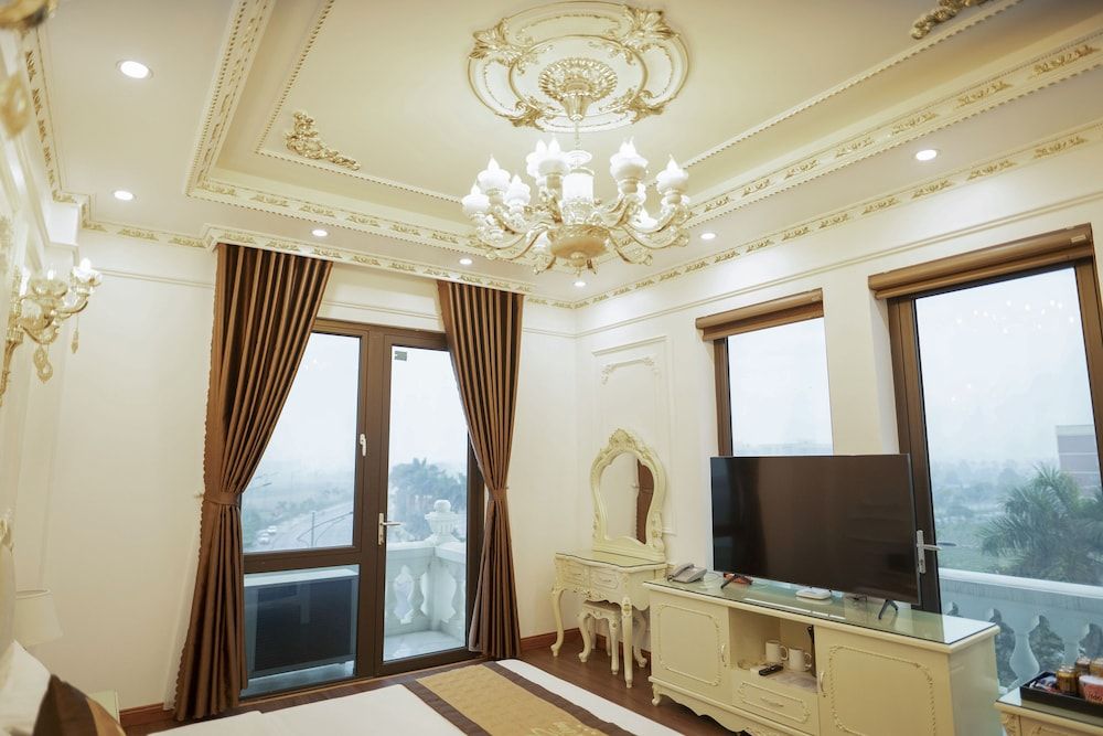 Hoa Dong Hotel Ha Nam Deluxe Double with Balcony 4