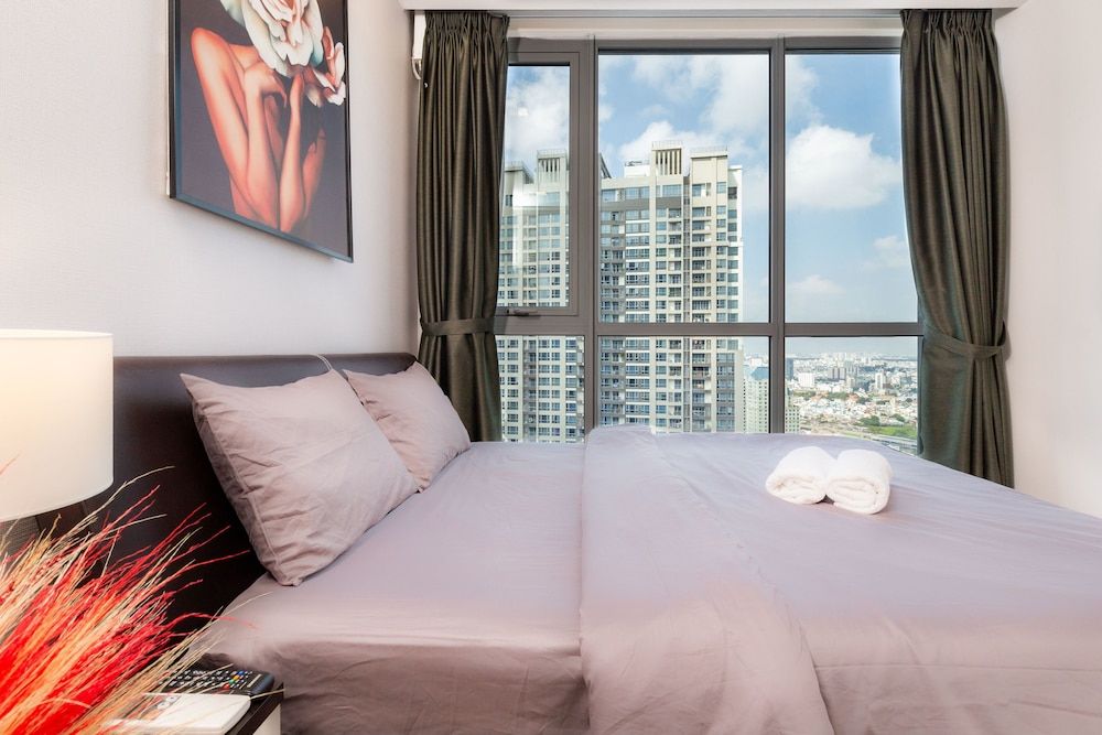 undefined Laze Apartment SAIGON Vinhomes Central Park 7