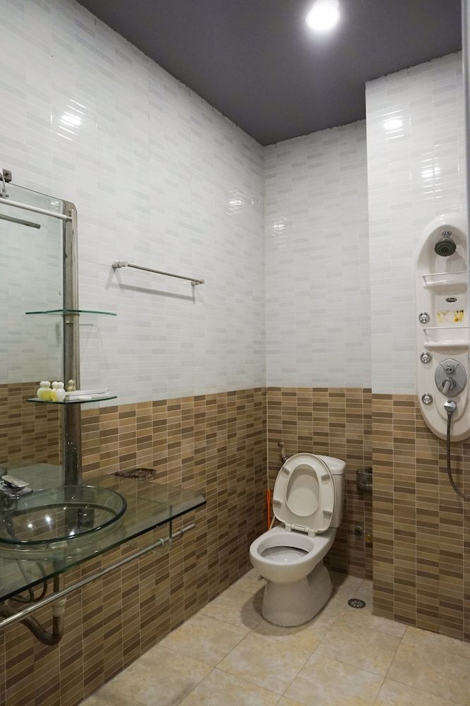 iHome Homestay Deluxe Double Room, 1 King Bed, River View 5