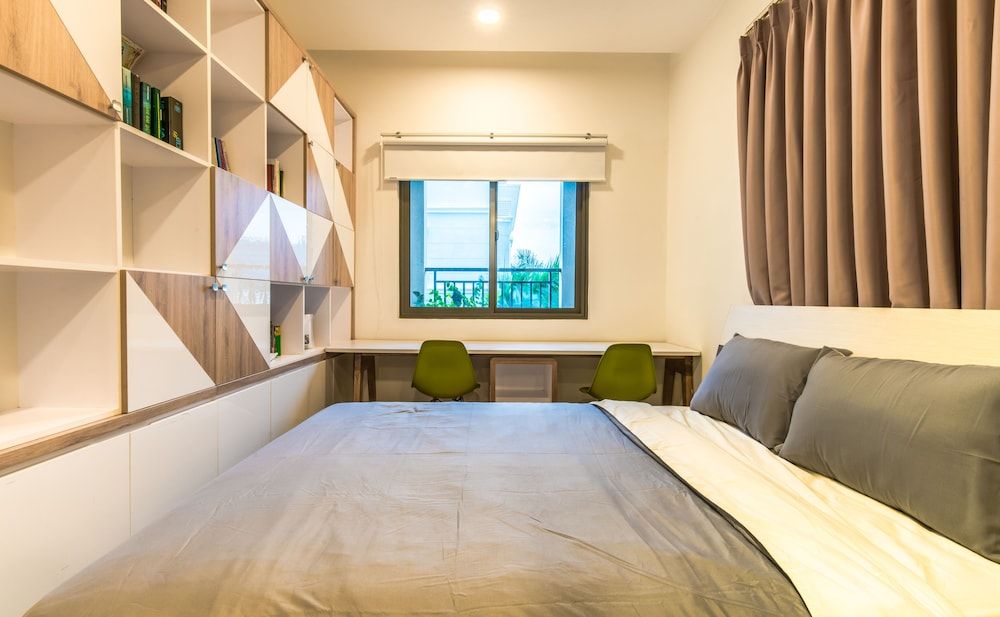 undefined The Manner Luxury Apartment 4