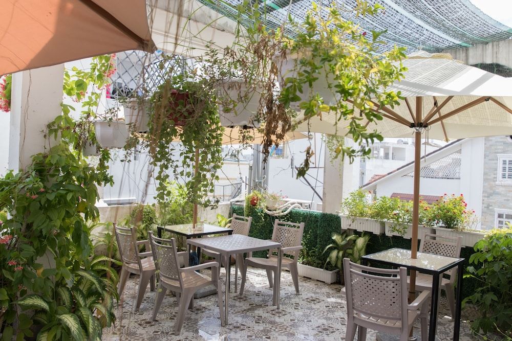 undefined RedDoorz Plus near Ba Chieu Local Market 9