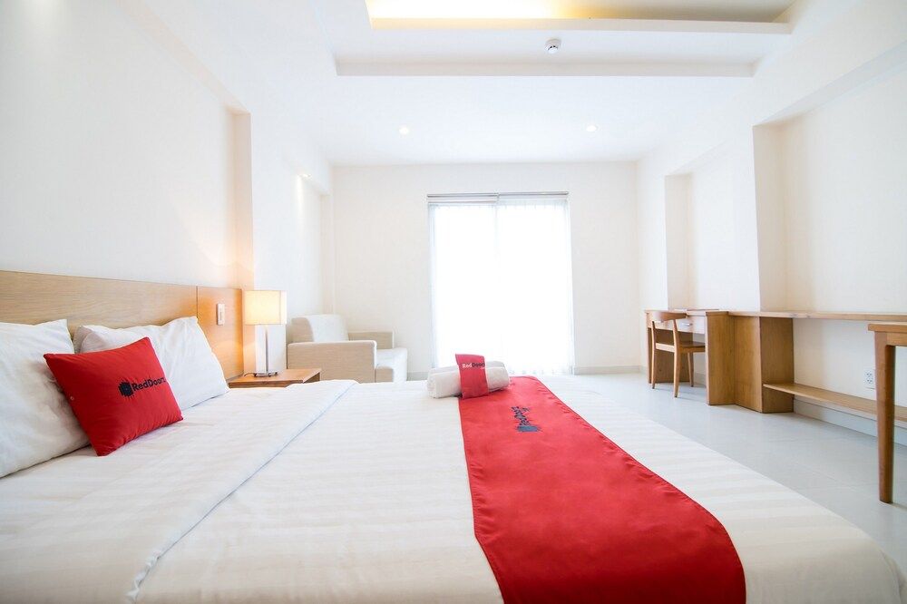 undefined RedDoorz Plus near SECC D7 10