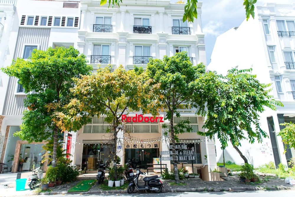 undefined RedDoorz Plus near SECC D7 7