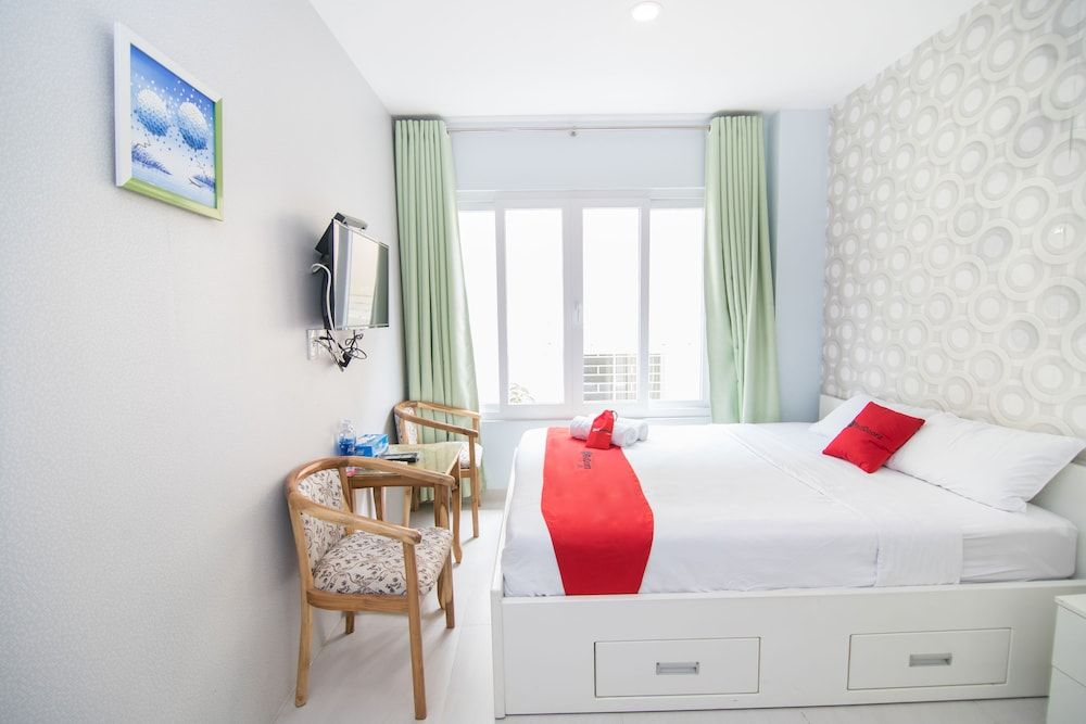 undefined RedDoorz near SC Vivocity Mall 2 8