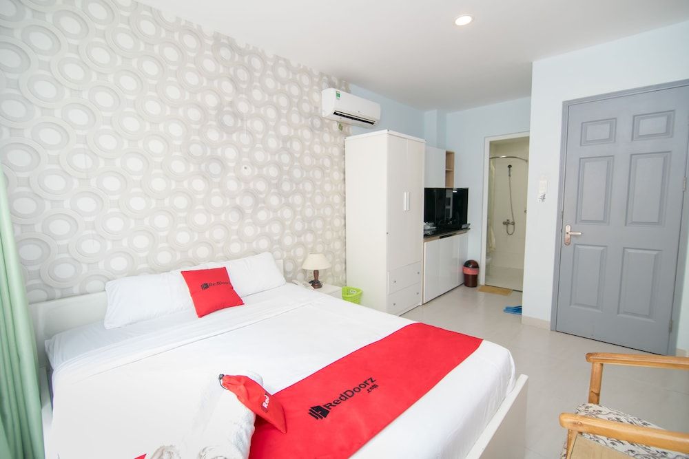 undefined RedDoorz near SC Vivocity Mall 2 9