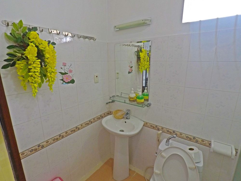 Drop By Saigon Hostel Superior Double Room 9