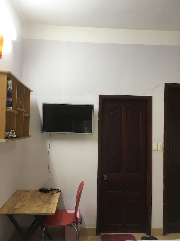 Drop By Saigon Hostel Superior Double Room 6