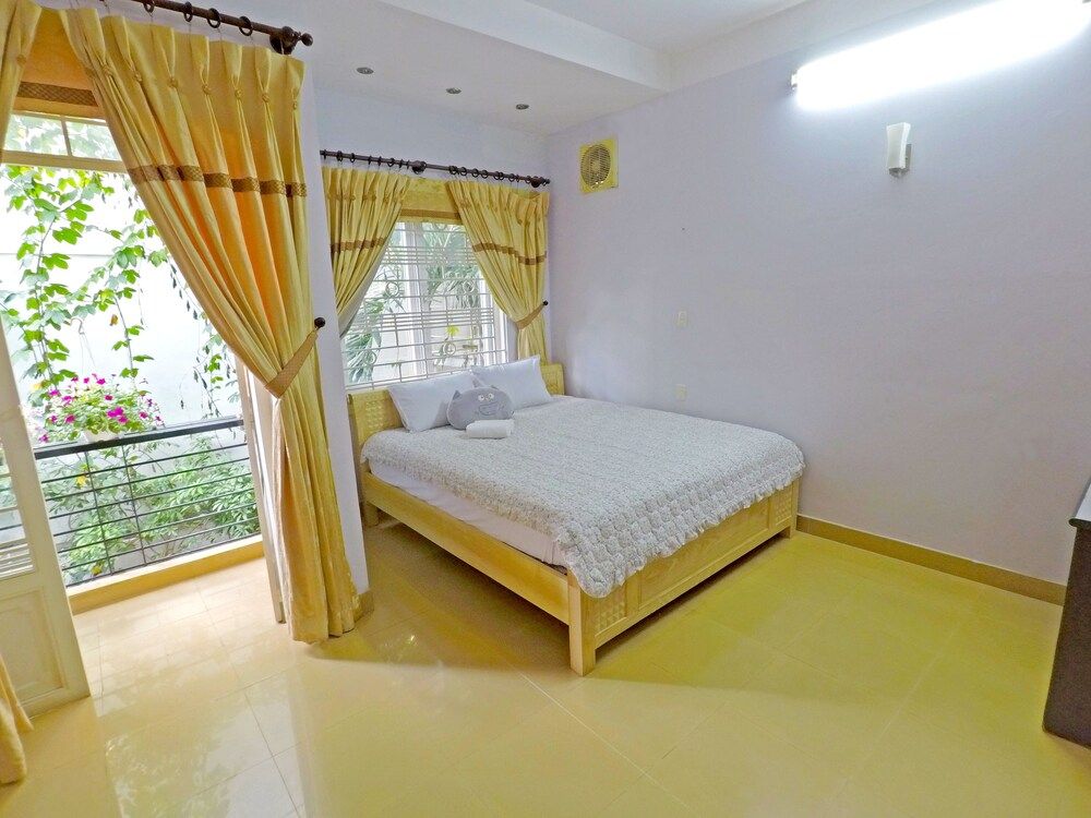 Drop By Saigon Hostel Superior Double Room 2