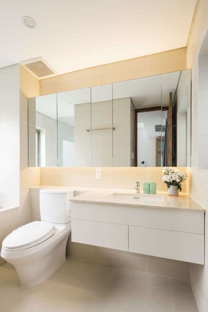 The Tropical Residence Serviced Homestay Family Suite 8