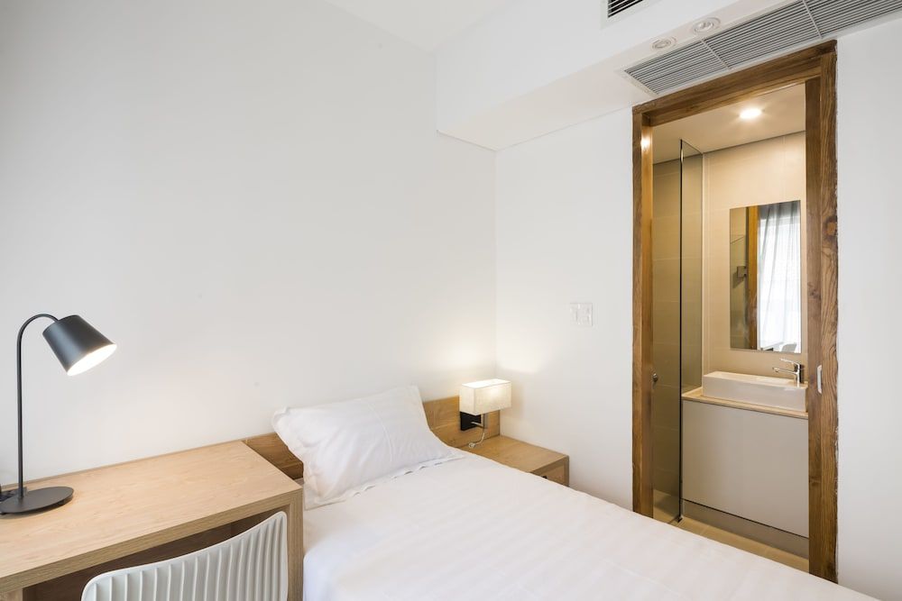 The Tropical Residence Serviced Homestay Family Suite