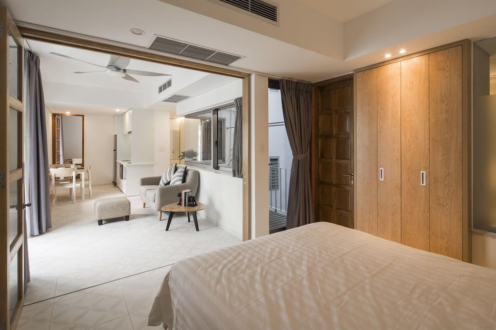 The Tropical Residence Serviced Homestay Family Suite 3